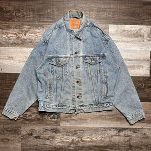 Vintage Levi’s Denim Jean Trucker Jacket USA Made 70507 4890 Denim M 90’s 1992